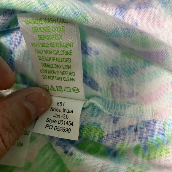 Lilly Pulitzer Essie Tank Top “Shell Of A Party” Medium EUC - Picture 6 of 9